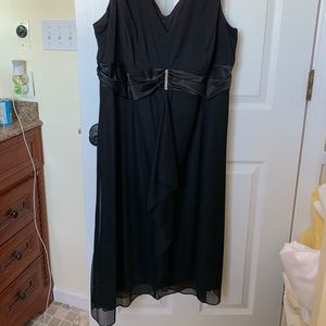 V  neck dressy black dress